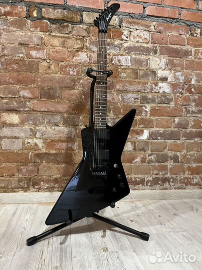 Электрогитара Magna