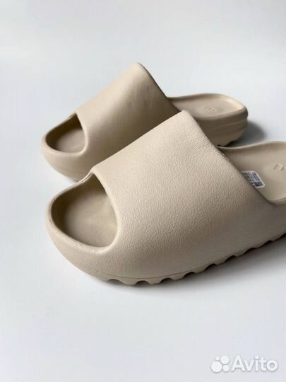 Adidas yeezy slide