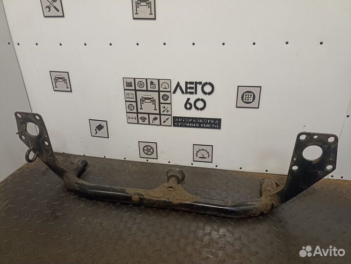 Балка передняя поперечная для VW Passat B5