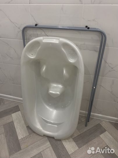 Ванночка детская для купания с подставкой