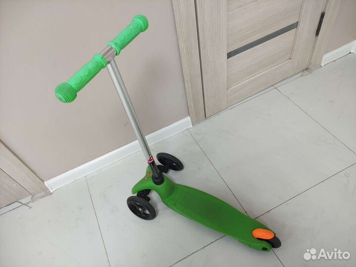 Трёхколёсный самокат Mini Micro (оригинал)