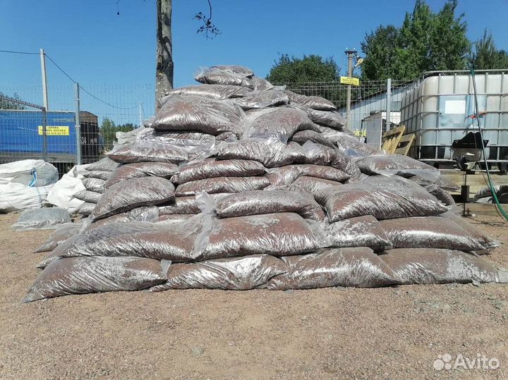 Мульча из коры сосны в мешках