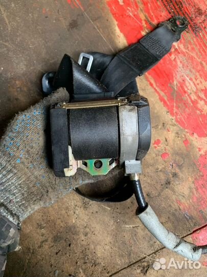 Ремень безопасности передний левый Volkswagen Pass