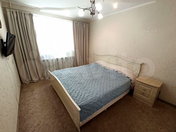 2-к. квартира, 56 м², 1/9 эт.