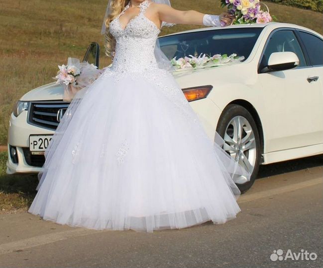 Свадебное платье