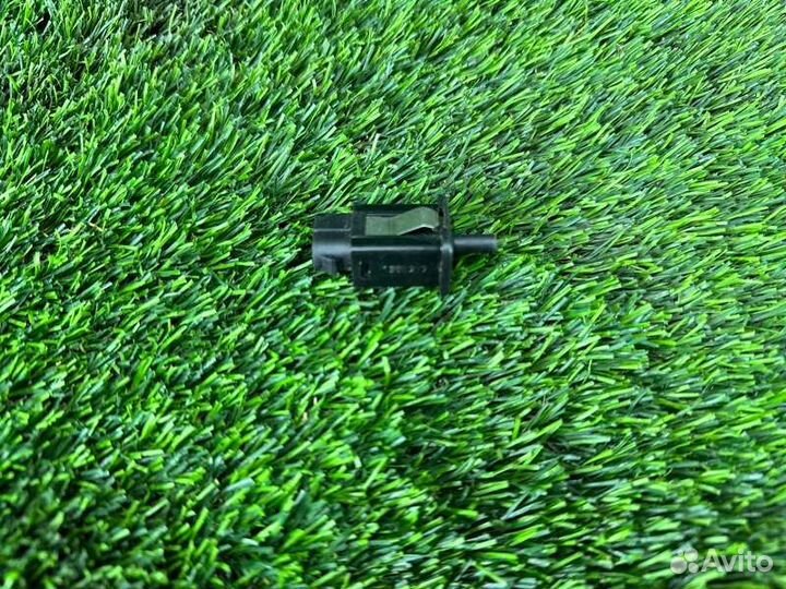 Концевой выключатель Bmw 5 E60 M54B30 2003