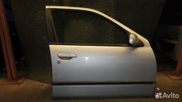 Панель двери передней левой Ниссан Премьера Р10