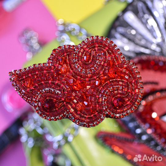 Брошь ручной работы