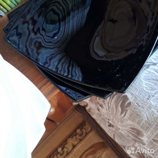 Тарелки сервировочные