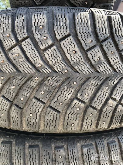 Michelin X-Ice North 4 SUV 235/55 R18 104T