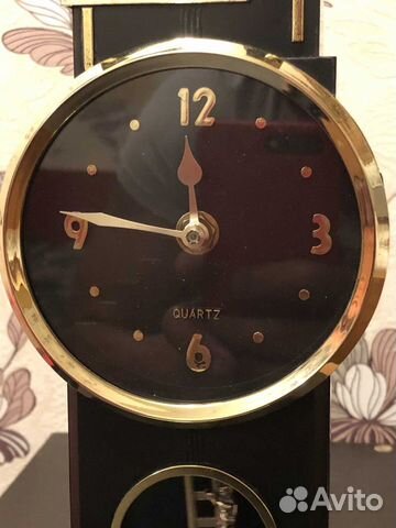 Часы настольные quartz