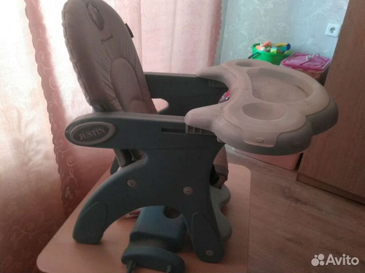 Продам детское кресло для кормления