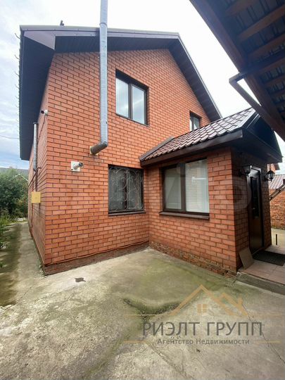 Коттедж 121 м² на участке 10 сот.