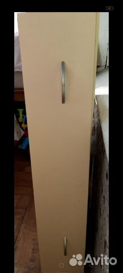 Детская кроватка с продольным маятником