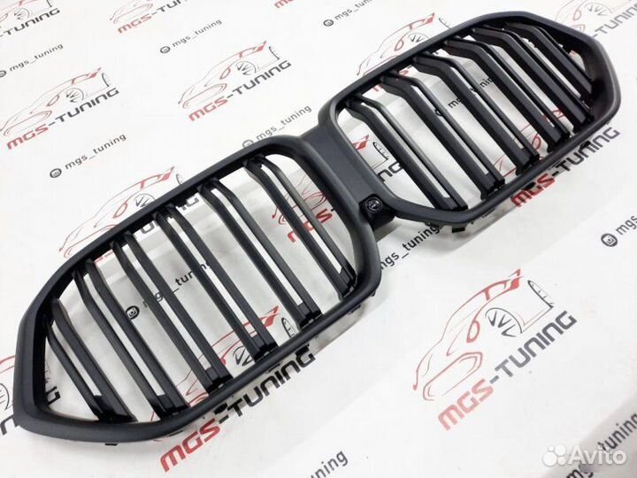 Решетка в BMW Х6 G06 стиль Х6М Черный мат