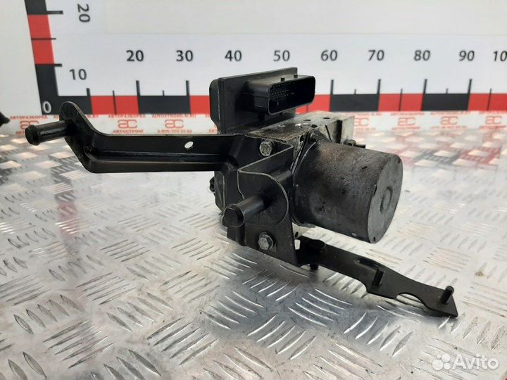 Блок ABS для BMW 5-Series (E60/E61) 34516791108