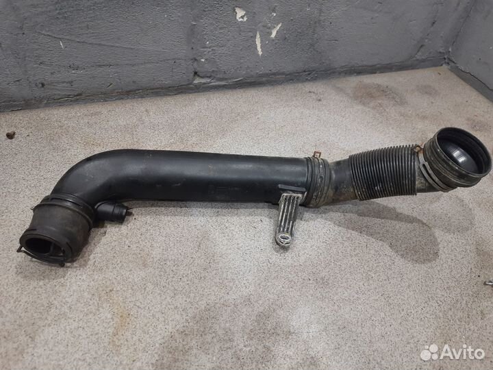 Прямой патрубок турбины для 1.8 CDA BZB