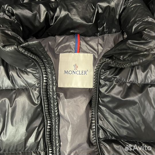 Пуховик moncler