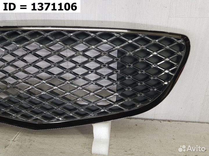 Решетка радиатора Genesis GV70