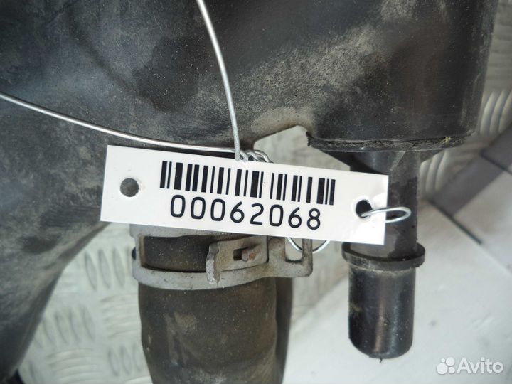 Патрубок Ford Explorer 5