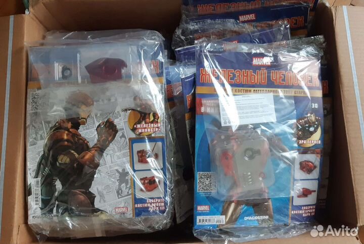 Модель Железный человек костюм Тони Старка