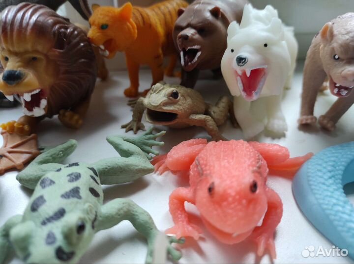 Коллекция селиконовых игрушек