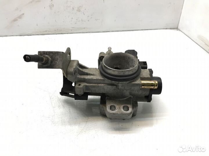 Заслонка дроссельная Toyota Yaris P1 1.0 I 2003