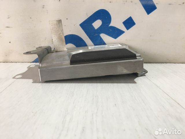 Блок управления радиоприемником lexus IS350 3.5 ат