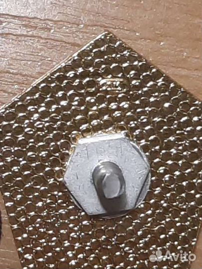 Значки Олимпиада 80 Москва лёгкие