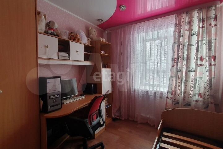 4-к. квартира, 61 м², 2/5 эт.
