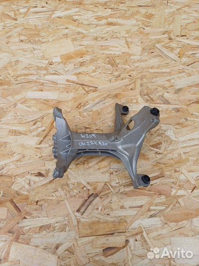 Кронштейн интеркулера Mercedes-Benz Glc C253