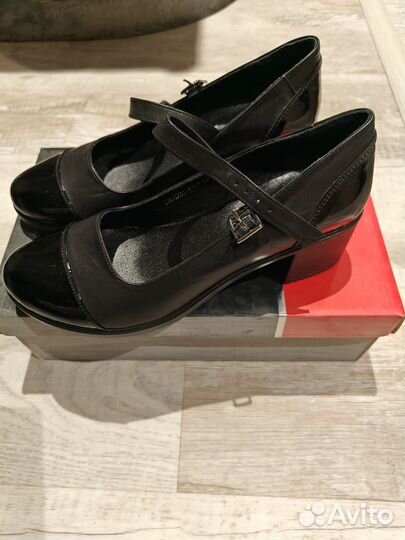 Туфли женские 38 - 39 кожа