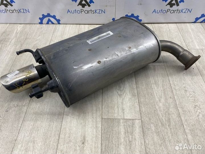 Глушитель задний левый Toyota Camry XV50