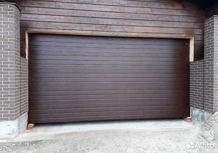 Секционные ворота с монтажом