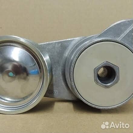 Натяжитель ремня