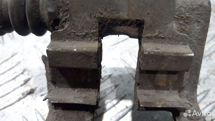 Скоба заднего суппорта Opel Astra H