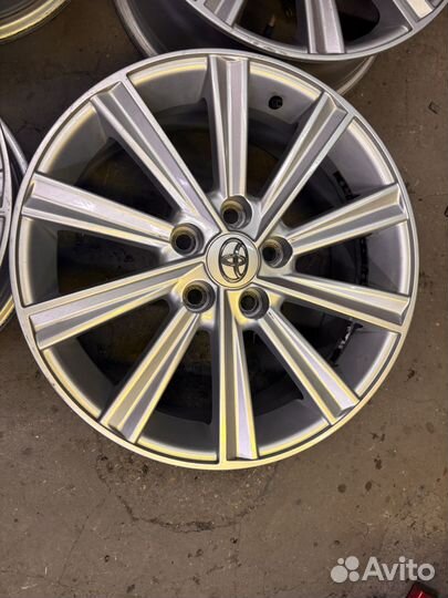 Диски R17 5x114.3 Toyota Lexus