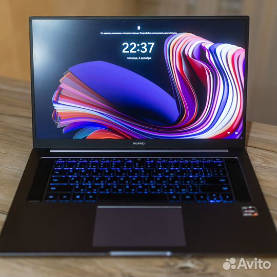 Huawei MateBook D16