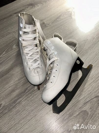 Коньки фигурные, детские, 31 размер