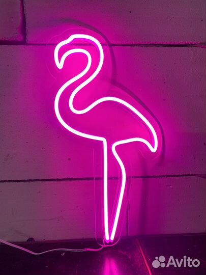 Неоновая вывеска рекламная вывеска