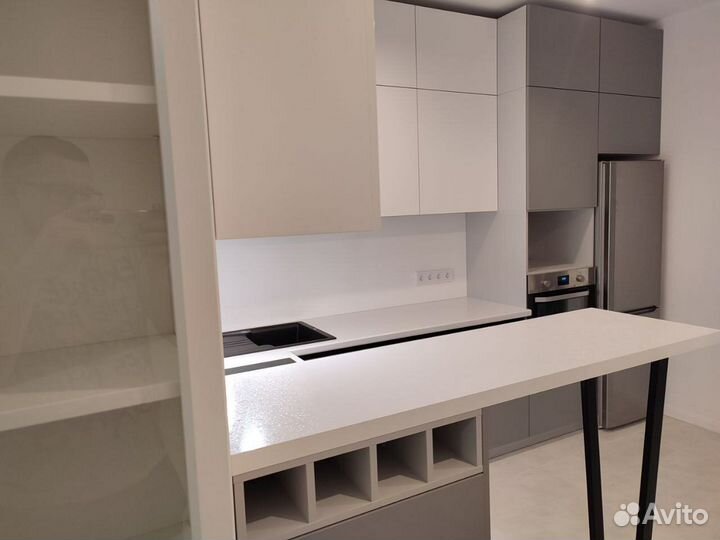 Кухонный гарнитур в наличии