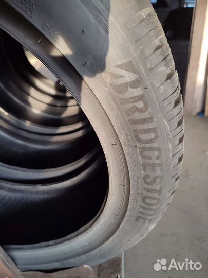 Bridgestone Blizzak LM-005 255/45 R20 105V