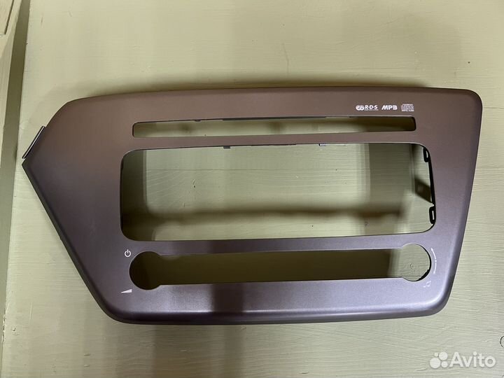 Штатная магнитола на kia rio 3