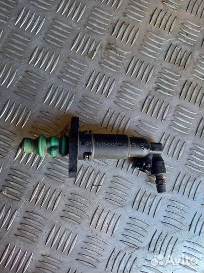 Цилиндр сцепления рабочий Skoda Octavia (A4) рест