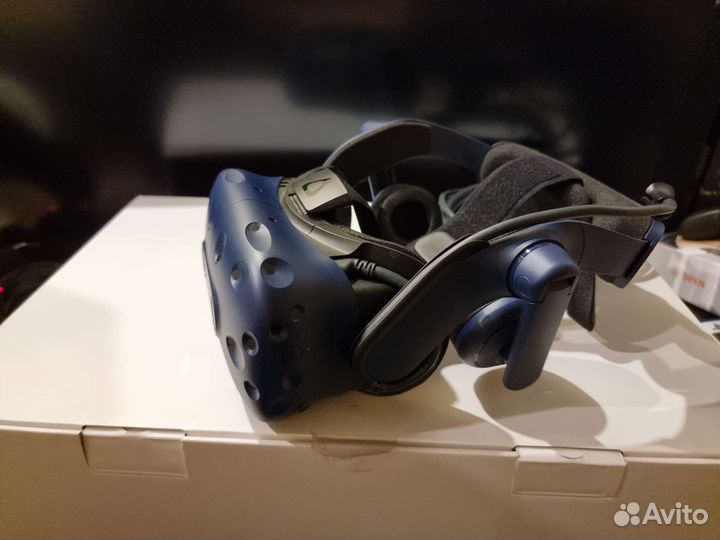 Шлем VR HTC Vive pro