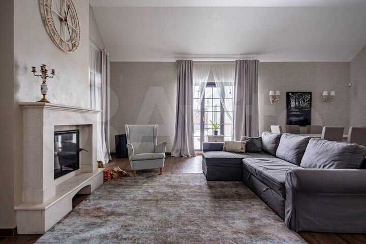 Дом 252 м² на участке 19 сот.