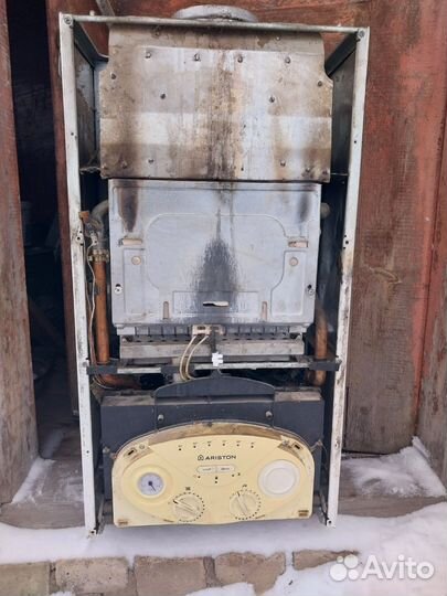 Газовый котел,настенный