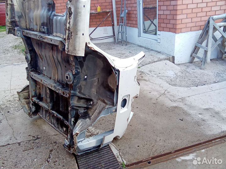 Задняя часть кузова тайота ибсум 10 кузов