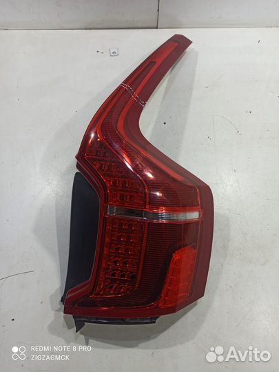 Фонарь (задний правый) (Volvo XC90 II)