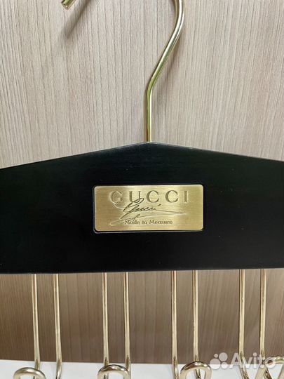 Вешалка gucci для ремней гучи